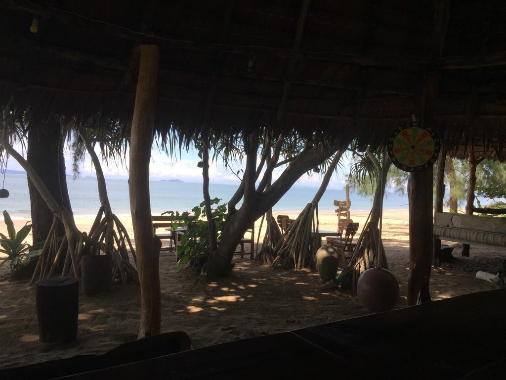 Cocobar&Bungalow'Kohjum Hotel Koh Jum Exterior foto